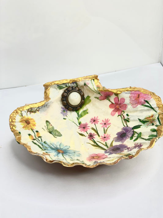 Clam Trinket Dish
